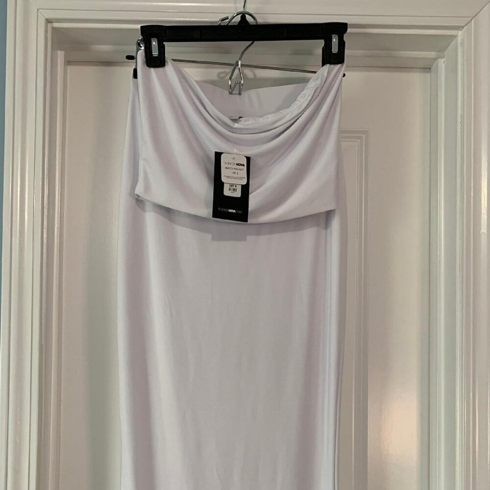 Long Des Skirt Set